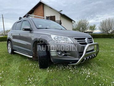 Volkswagen Tiguan, 10.333 €, 2009. Džip/SUV, Benzin | 1984 cm3, 107.500 km, 150kW (204 KS), Manuelni 6 brzina, 4/5 vrata, 5 sedišta, Novi Sad