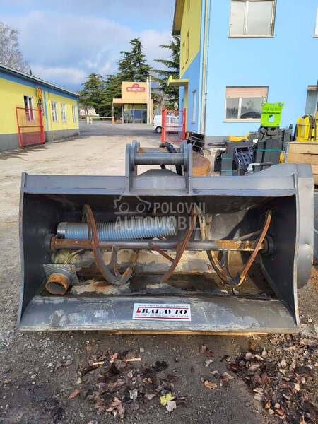 Kašika za mešanje betona 1800 mm UNI80