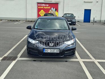 Honda Civic 1.4 VTEC, 5.999 €, 2013. Hečbek, Benzin | 1339 cm3, 310.000 km, 73kW (99 KS), Manuelni 6 brzina, 4/5 vrata, 5 sedišta, Beograd