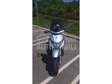 Piaggio beverly 250 Akrapovic, 1.600 €, 2005. , 250 cm3, 50.000 km, 15kW (20 KS), Scooter, Beograd