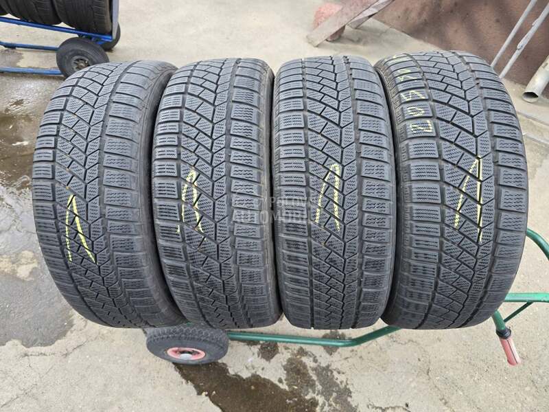 Continental 205/50 R17 Zimska