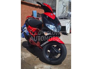Peugeot speedfight2 (može zamena), 850 €, 2006. , 49 cm3, 30.030 km, 3kW (4 KS), Scooter, Prokuplje