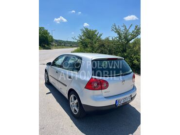 Volkswagen Golf 5  (može zamena), 3.990 €, 2004. Hečbek, Dizel | 1896 cm3, 319.365 km, 77kW (105 KS), Manuelni 5 brzina, 4/5 vrata, 5 sedišta, Barič