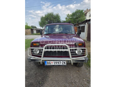 Lada Niva  (može zamena), 2.200 €, 2004. Džip/SUV, Benzin + Gas (TNG) | 1690 cm3, 147.500 km, 59kW (80 KS), Manuelni 5 brzina, 2/3 vrata, 4 sedišta, Padinska Skela
