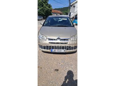 Citroen C4  (može zamena), 2.500 €, 2008. Hečbek, Benzin | 1360 cm3, 214.000 km, 65kW (88 KS), Manuelni 5 brzina, 4/5 vrata, 5 sedišta, Lebane
