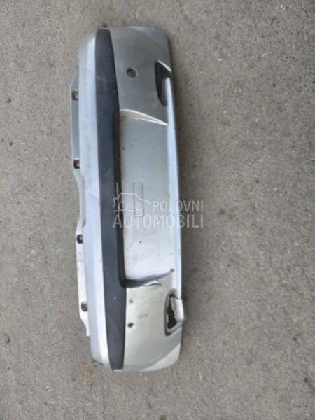 zadnji branik 3v za Fiat Punto od 1999. do 2004. god.