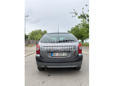 Citroen Xsara Picasso , 1.100 €, 2004. Monovolumen (MiniVan), Dizel | 1997 cm3, 332.780 km, 66kW (90 KS), Manuelni 5 brzina, 4/5 vrata, 5 sedišta, Beograd