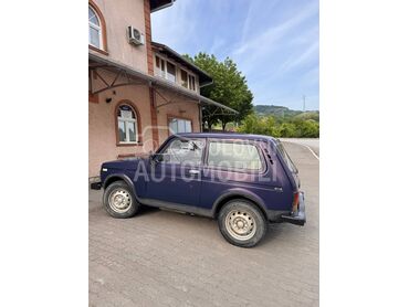 Lada Niva , 2.550 €, 2002. Džip/SUV, Benzin + Gas (TNG) | 1690 cm3, 190.000 km, 59kW (80 KS), Manuelni 5 brzina, 2/3 vrata, 5 sedišta, Arilje