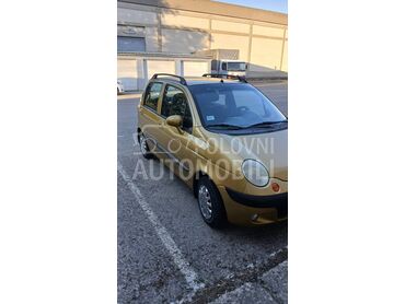 Daewoo Matiz 0.8, 1.000 €, 2001. Limuzina, Benzin | 800 cm3, 200.000 km, 37kW (50 KS), Manuelni 5 brzina, 4/5 vrata, 4 sedišta, Kragujevac