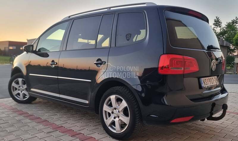 Volkswagen Touran 2014 photo 5