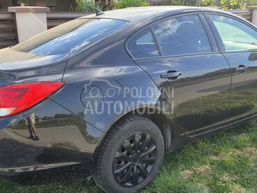 Opel Insignia , 3.150 €, 2009. Limuzina, Dizel | 1956 cm3, 182.615 km, 81kW (110 KS), Manuelni 6 brzina, 4/5 vrata, 5 sedišta, Smederevska Palanka