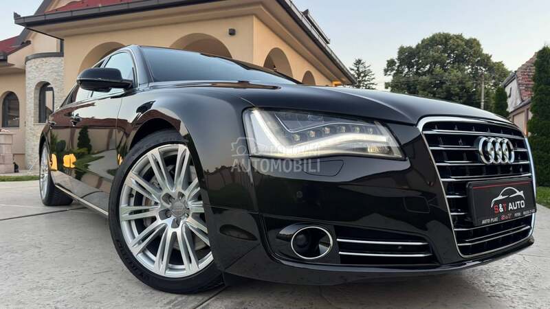 Audi A8 2011 photo 4