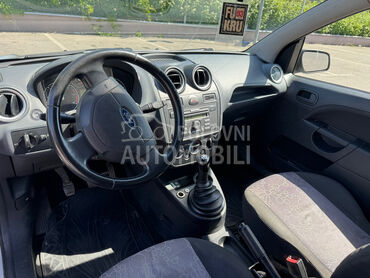 Ford Fiesta , 1.700 €, 2006. Hečbek, Dizel | 1398 cm3, 235.487 km, 50kW (68 KS), Manuelni 5 brzina, 2/3 vrata, 5 sedišta, Beograd