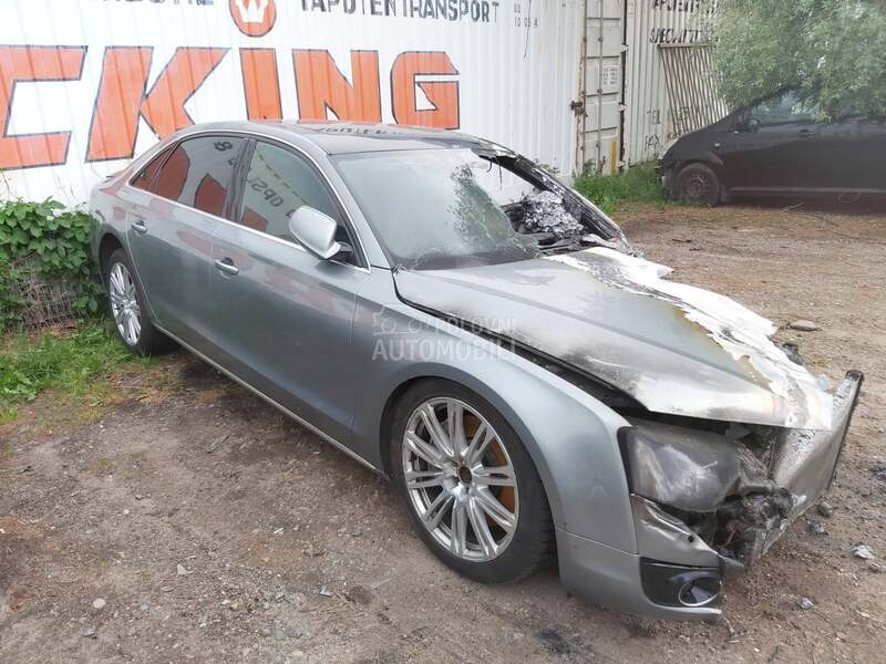 Audi A8 3.0  V6 2015. god. -  kompletan auto u delovima