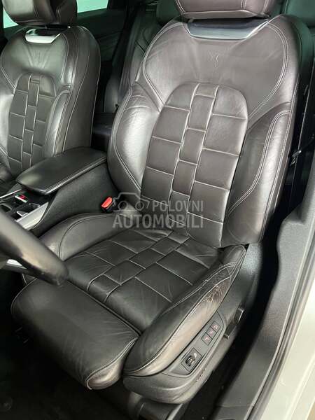 DS Automobiles 5 2015 photo 2