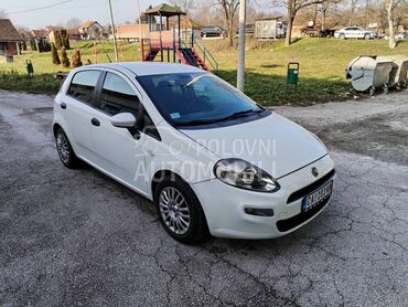 Fiat Grande Punto 1.3 mjet (može zamena), 2.850 €, 2012. Hečbek, Dizel | 1248 cm3, 210.000 km, 63kW (86 KS), Manuelni 6 brzina, 4/5 vrata, 5 sedišta, Čačak