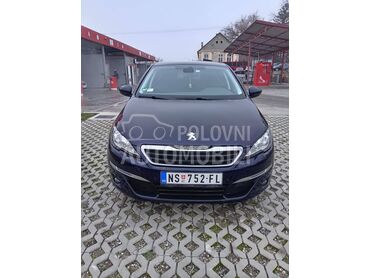 Peugeot 308 OČUVAN (može zamena), 6.999 €, 2015. Hečbek, Dizel | 1560 cm3, 217.153 km, 88kW (120 KS), Manuelni 6 brzina, 4/5 vrata, 5 sedišta, Novi Sad