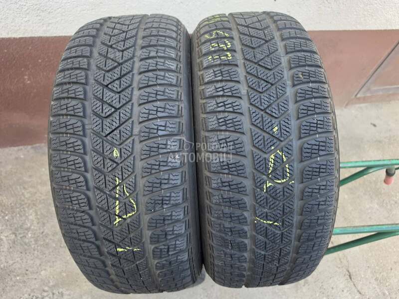 Pirelli 225/40 R19 Zimska