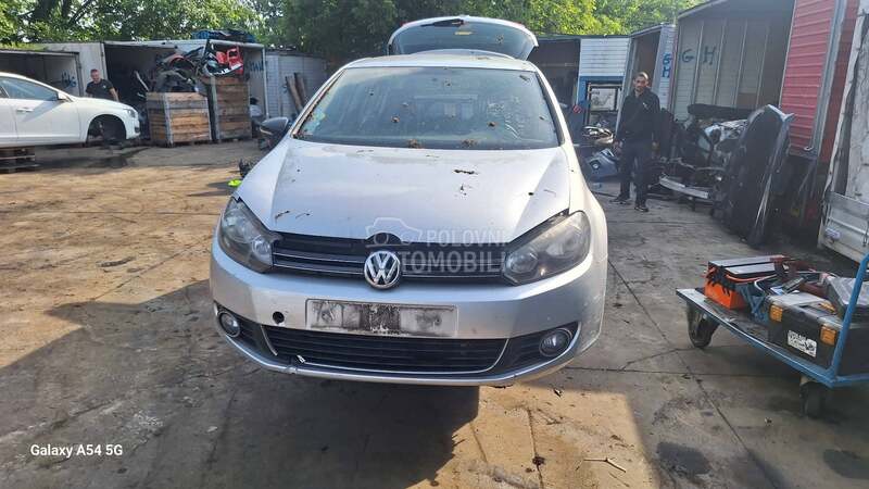 Volkswagen Golf 6 2010. god. -  kompletan auto u delovima