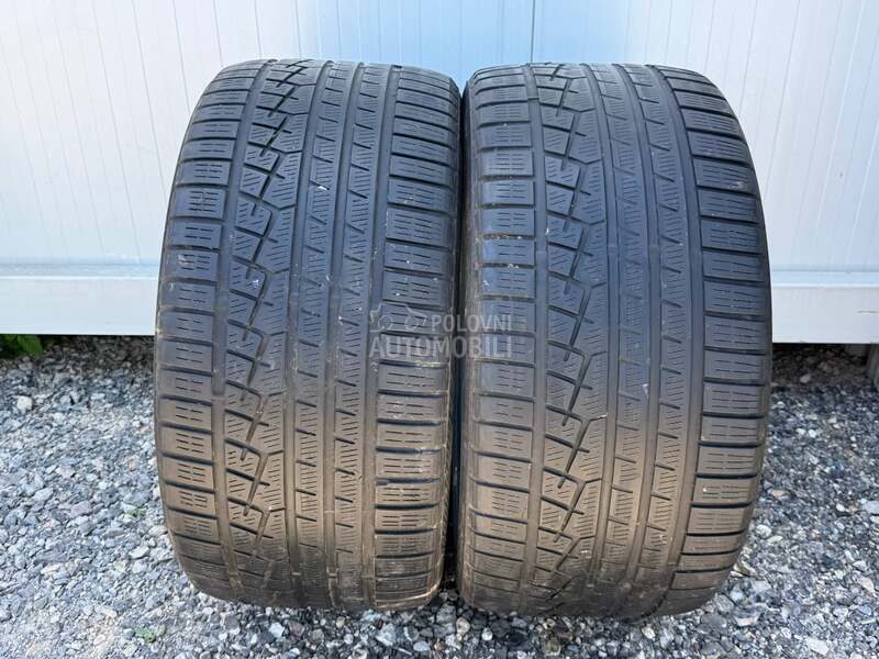 Yokohama 295/35 R21 Zimska