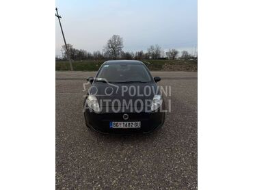Fiat Grande Punto , 3.350 €, 2011. Hečbek, Dizel | 1248 cm3, 210.000 km, 63kW (86 KS), Manuelni 5 brzina, 4/5 vrata, 5 sedišta, Žarkovo