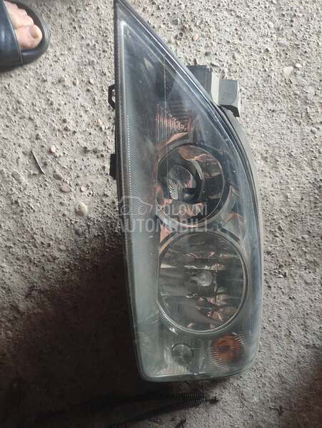 far 2004g levi za Ford Mondeo od 2001. do 2008. god.