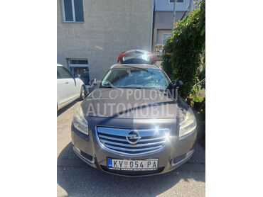 Opel Insignia 2,0cdti, 4.300 €, 2011. Karavan, Dizel | 1956 cm3, 300.000 km, 96kW (131 KS), Manuelni 6 brzina, 4/5 vrata, 5 sedišta, kraljevo