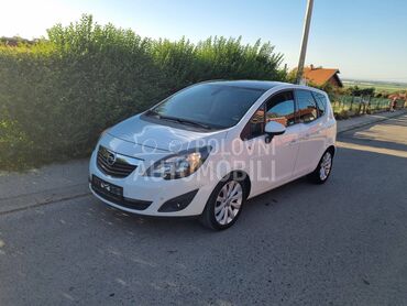 Opel Meriva , 4.300 €, 2011. Monovolumen (MiniVan), Benzin | 1364 cm3, 196.352 km, 103kW (140 KS), Manuelni 6 brzina, 4/5 vrata, 5 sedišta, Smederevo