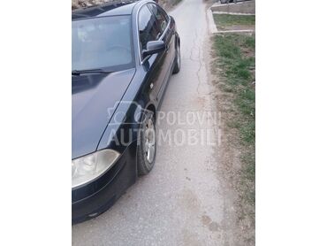 Volkswagen Passat B5.5 , 1.600 €, 2003. Limuzina, Dizel | 1896 cm3, 426.352 km, 96kW (131 KS), Manuelni 6 brzina, 4/5 vrata, 5 sedišta, Ivanjica
