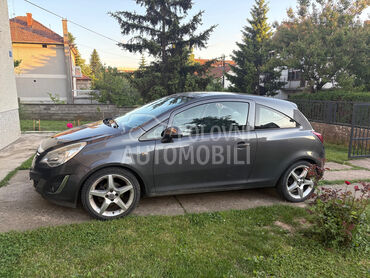 Opel Corsa D , 3.000 €, 2011. Hečbek, Dizel | 1248 cm3, 232.711 km, 70kW (95 KS), Manuelni 5 brzina, 2/3 vrata, 5 sedišta, Beograd
