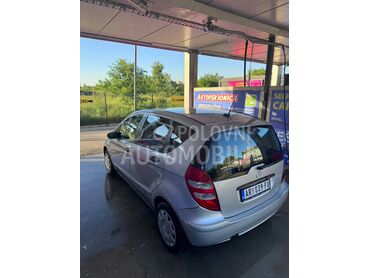 Mercedes Benz A 150, 2.500 €, 2007. Hečbek, Benzin + Gas (TNG) | 1498 cm3, 199.500 km, 70kW (95 KS), Manuelni 5 brzina, 2/3 vrata, 5 sedišta, Aranđelovac