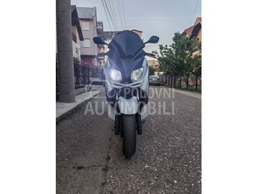 Yamaha X max, 2.600 €, 2013. , 250 cm3, 17.500 km, 15kW (20 KS), Scooter, Loznica
