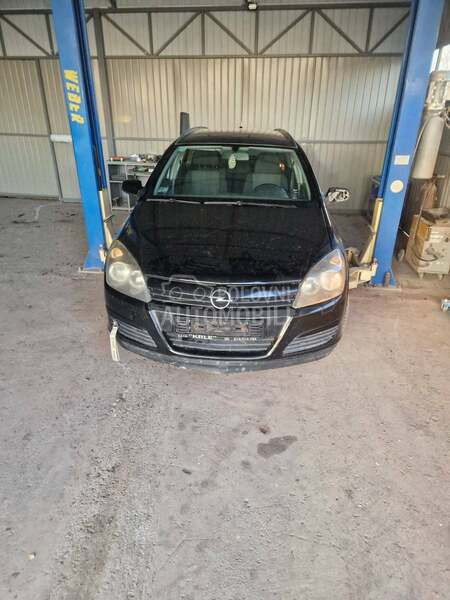 Prednja sofersajbna za Opel Astra H od 2004. do 2010. god.