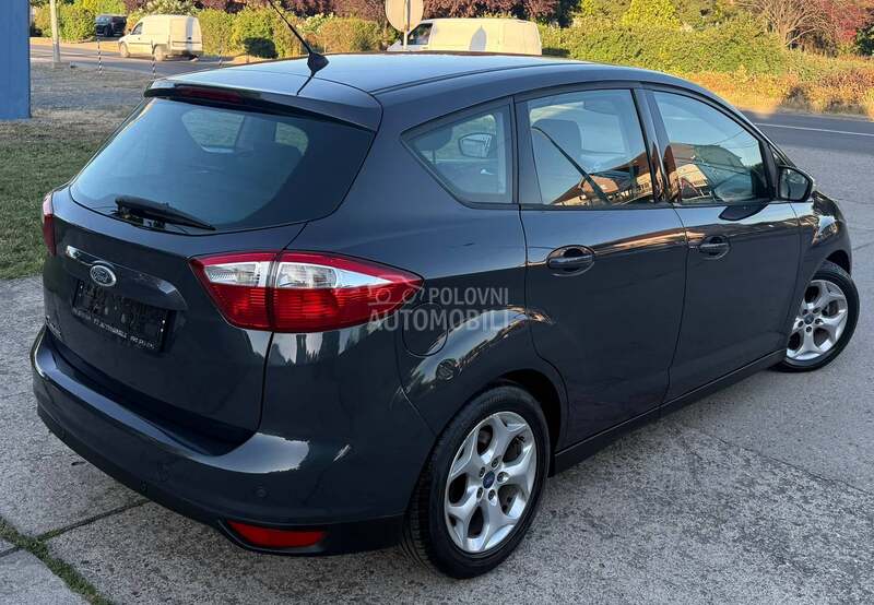 Ford C-Max 2011 photo 2