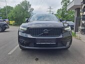 Volvo XC40 B3 Plus Dark (može zamena)