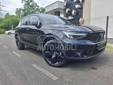 Volvo XC40 B3 Plus Dark (može zamena), 41.990 €, 2025. Džip/SUV, Hibridni pogon (benzin) | 1969 cm3, 4.500 km, 120kW (163 KS), Automatski / poluautomatski, 4/5 vrata, 5 sedišta, Novi Beograd