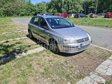 Fiat Stilo 1,6, 1.750 €, 2003. Hečbek, Benzin + Gas (TNG) | 1596 cm3, 233.669 km, 76kW (103 KS), Manuelni 5 brzina, 4/5 vrata, 5 sedišta, Beograd