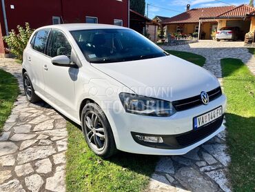 Volkswagen Polo , 6.500 €, 2013. Hečbek, Benzin | 1390 cm3, 166.000 km, 63kW (86 KS), Manuelni 5 brzina, 4/5 vrata, 5 sedišta, Ljig