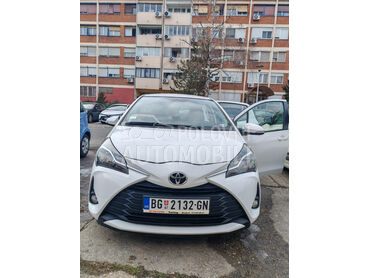 Toyota Yaris 1.0, 10.700 €, 2019. Hečbek, Benzin | 998 cm3, 84.000 km, 53kW (72 KS), Manuelni 5 brzina, 4/5 vrata, 5 sedišta, Beograd