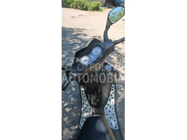Falcon sprint, 699 €, 2008. , 49 cm3, 8.000 km, 2kW (3 KS), Moped, Niš