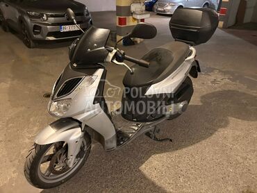 Aprilia Sport city 200, 1.300 €, 2007. , 200 cm3, 32.800 km, 14kW (19 KS), Scooter, Beograd