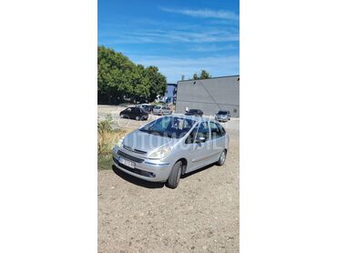 Citroen Xsara Picasso fjdsk (može zamena), 2.000 €, 2007. Monovolumen (MiniVan), Dizel | 1560 cm3, 2.222 km, 66kW (90 KS), Manuelni 5 brzina, 4/5 vrata, 5 sedišta, Beograd