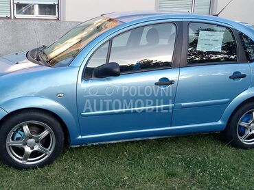 Citroen C3 , 2.400 €, 2005. Hečbek, Benzin | 1124 cm3, 215.000 km, 44kW (60 KS), Manuelni 5 brzina, 4/5 vrata, 5 sedišta, Kikinda