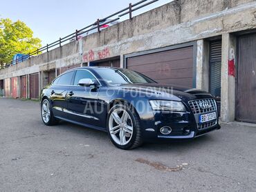 Audi S5  (može zamena)