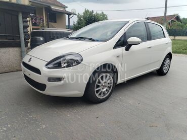 Fiat Grande Punto 1.4 8v, 4.200 €, 2012. Hečbek, Benzin | 1368 cm3, 110.500 km, 57kW (77 KS), Manuelni 5 brzina, 4/5 vrata, 5 sedišta, Kruševac
