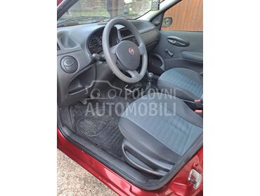 Fiat Punto 1.2, 2.000 €, 2009. Hečbek, Benzin | 1242 cm3, 158.500 km, 44kW (60 KS), Manuelni 5 brzina, 4/5 vrata, 5 sedišta, Sremska Kamenica