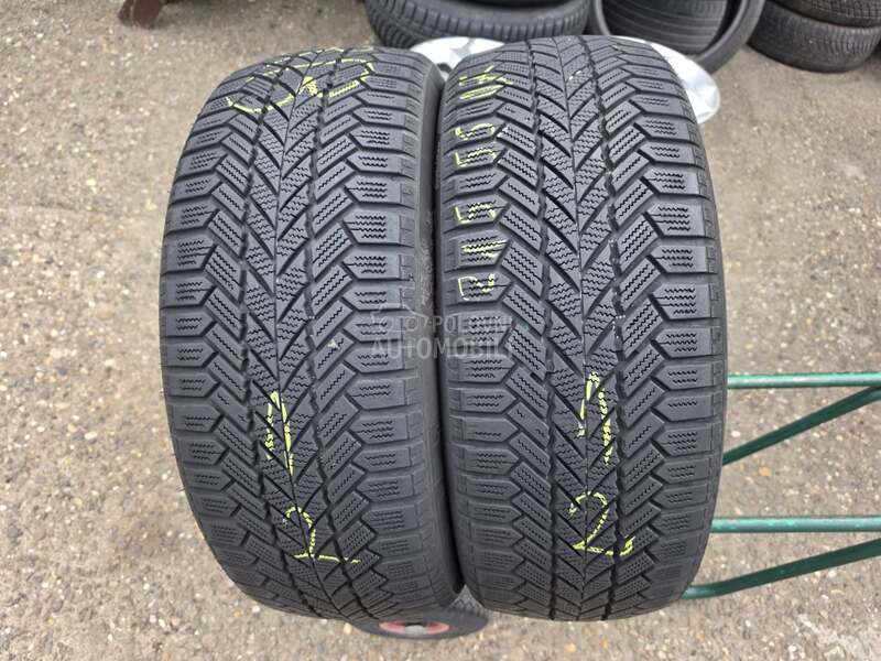 Galaxy 215/55 R17 Zimska