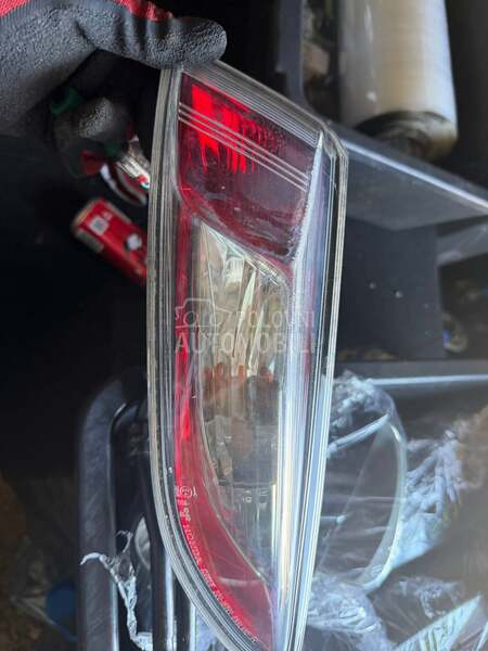 stop lampa svemirac za Honda Civic od 2007. do 2011. god.