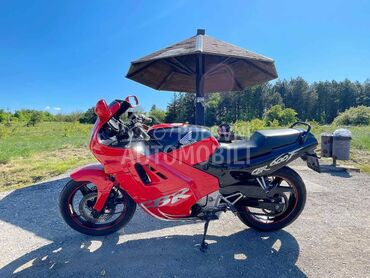 Honda Cbr (može zamena), 1.600 €, 1994. , 600 cm3, 60.000 km, 62kW (84 KS), Sport / Super sport, Ćićevac