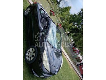 Peugeot 207 KABRIOLET (može zamena), 1.650 €, 2008. Kabriolet/Roadster, Benzin | 1598 cm3, 184.000 km, 88kW (120 KS), Manuelni 5 brzina, 2/3 vrata, 4 sedišta, Mali Crljeni